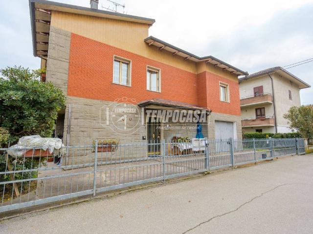 Villa Indipendente in vendita a Unione dei comuni del Sorbara, San Cesario Sul Panaro