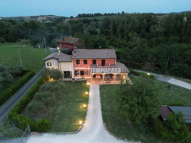 Villa Indipendente in vendita a San Clemente, Reggio Emilia