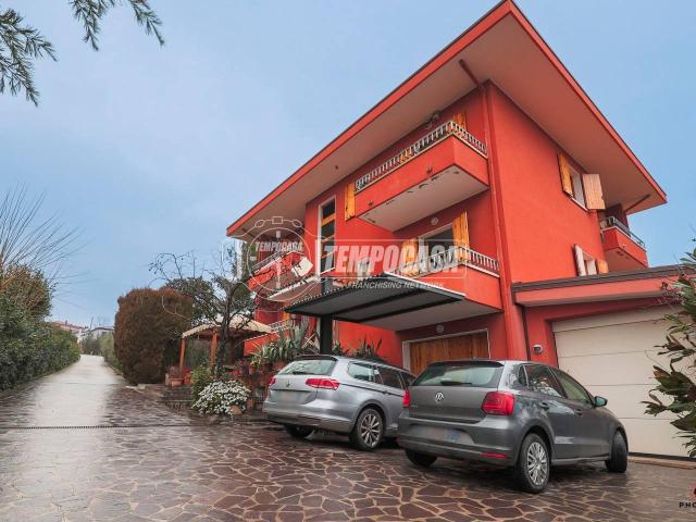 Villa Schiera in vendita a San Clemente, Reggio Emilia