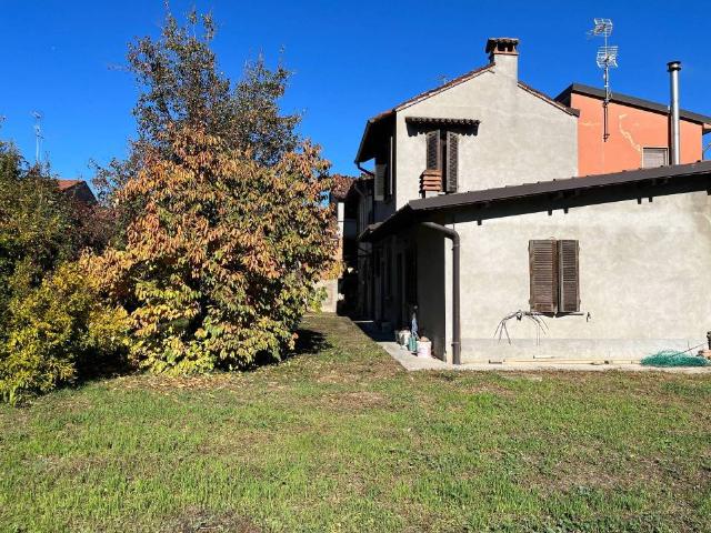Villa Indipendente in vendita a Gerette, San Colombano Al Lambro