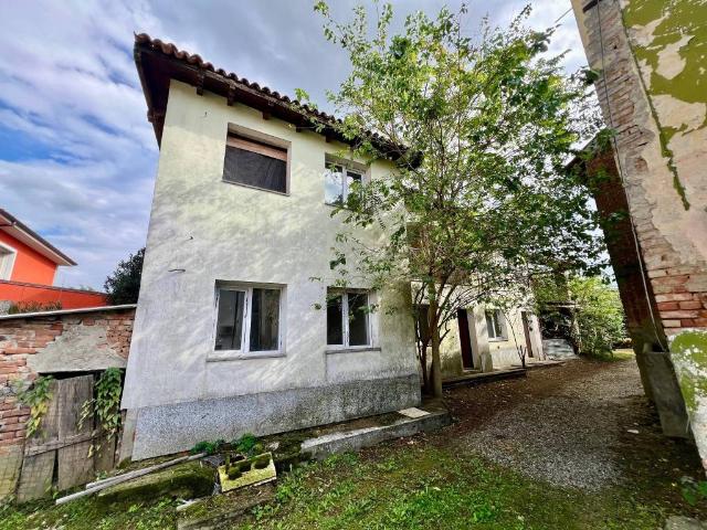 Villa Indipendente in vendita a Campagna, San Colombano Al Lambro