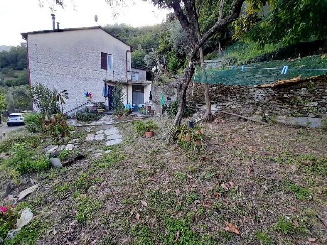 Villa Indipendente in vendita a Isolona, Liguria