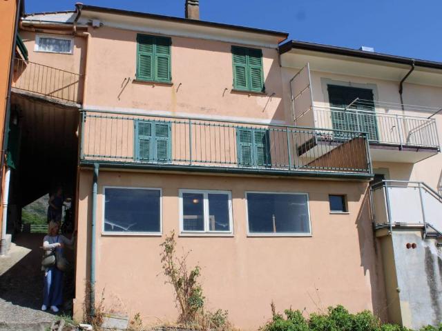Villa Indipendente in vendita a San Colombano Certenoli, Orero