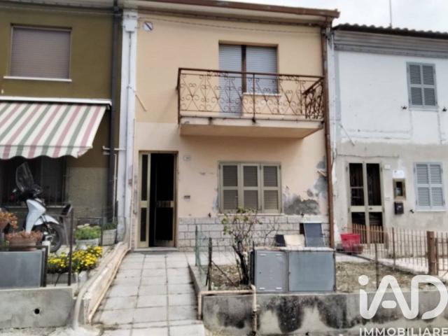 Villa Indipendente in vendita a San Costanzo, Pesaro e Urbino