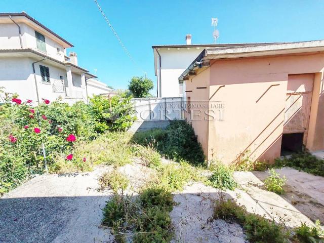 Villa Indipendente in vendita a Marche, Pesaro E Urbino