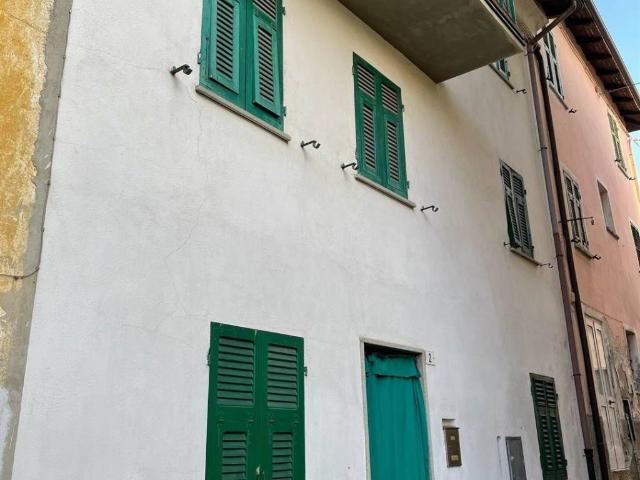 Villa Indipendente in vendita a Piemonte, Alessandria