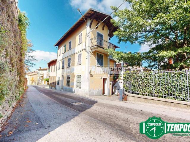 Villa Indipendente in vendita a Piemonte, Alessandria