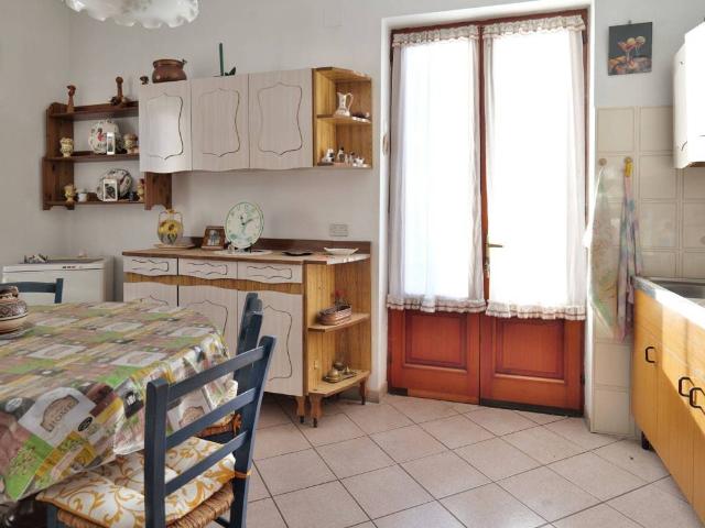 Villa Indipendente in vendita a Piemonte, Alessandria