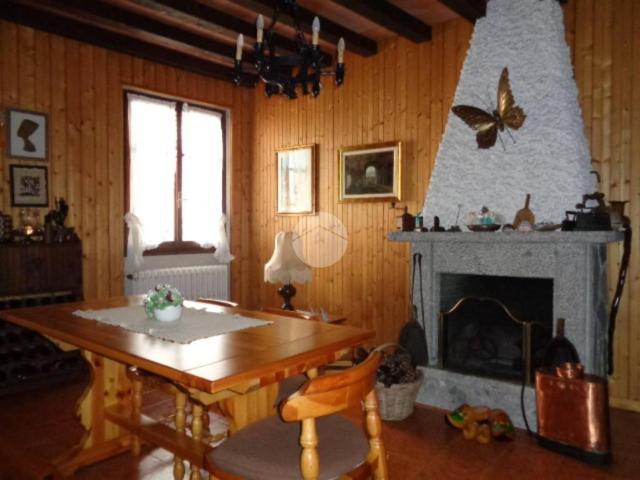Villa Indipendente in vendita a San Damiano Al Colle, Lombardia