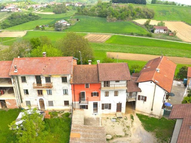 Villa Indipendente in vendita a Piemonte, Asti