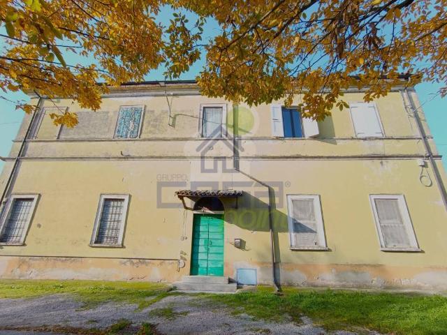 Villa Indipendente in vendita a San Daniele Po, Lombardia