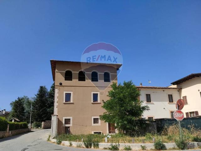 Villa Indipendente in vendita a San Demetrio Nei Vestini, Abruzzo