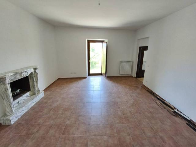 Villa Indipendente in vendita a San Demetrio Nei Vestini, Abruzzo