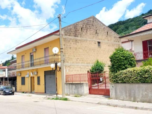 Villa Indipendente in vendita a Cancello Scalo, San Felice A Cancello