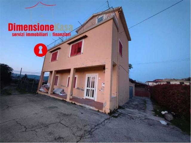 Villa Indipendente in vendita a Cancello Scalo, San Felice A Cancello