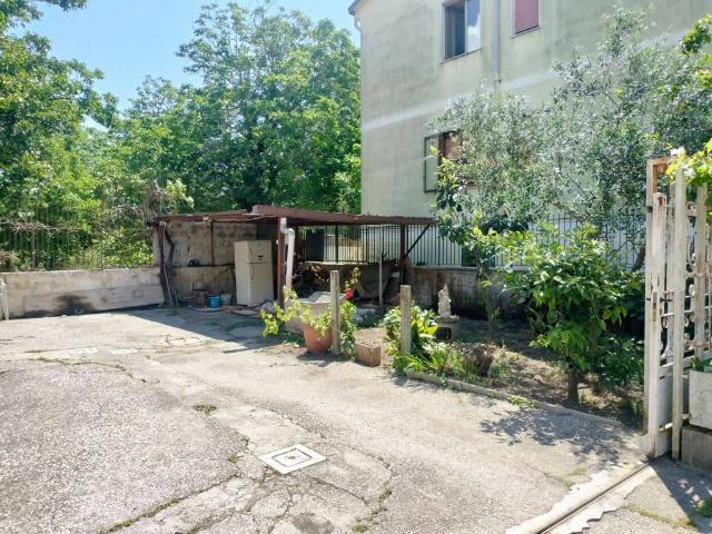 Villa Indipendente in vendita a San Felice A Cancello, Campania