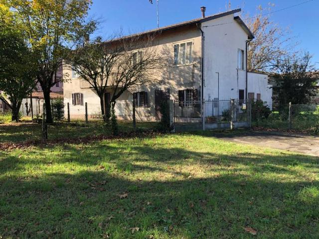 Villa Indipendente in vendita a Unione Comuni Modenesi Area Nord, San Felice Sul Panaro