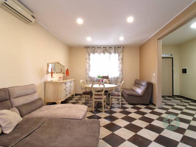 Villa Indipendente in vendita a Unione Comuni Modenesi Area Nord, San Felice Sul Panaro