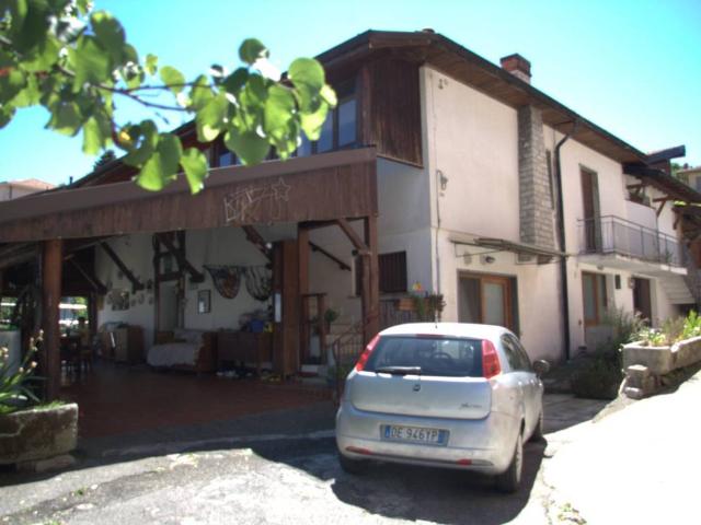 Villa Indipendente in vendita a San Fermo Della Battaglia, Lombardia