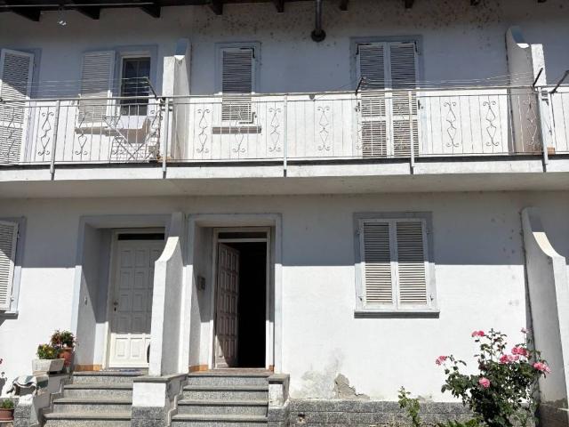 Villa Indipendente in vendita a Piemonte, Vercelli