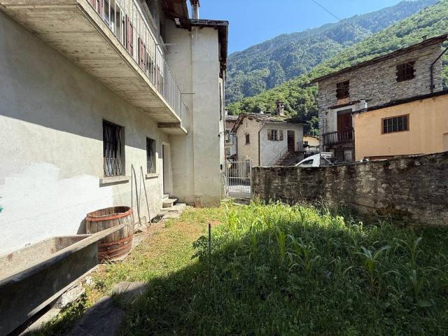Villa Indipendente in vendita a Comunità montana della Valchiavenna, San Giacomo Filippo