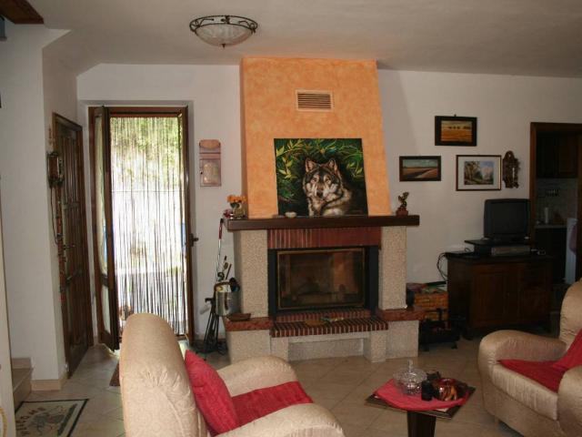 Villa Indipendente in vendita a Marche, Macerata