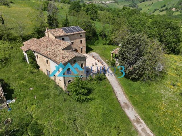 Villa Indipendente in vendita a Marche, Macerata