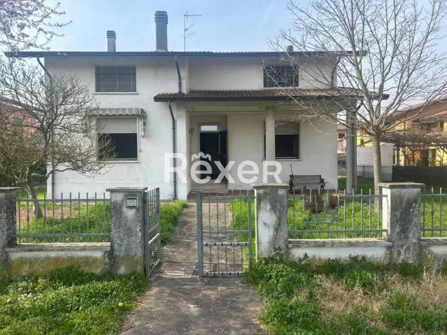 Villa Indipendente in vendita a San Giorgio Bigarello, Lombardia