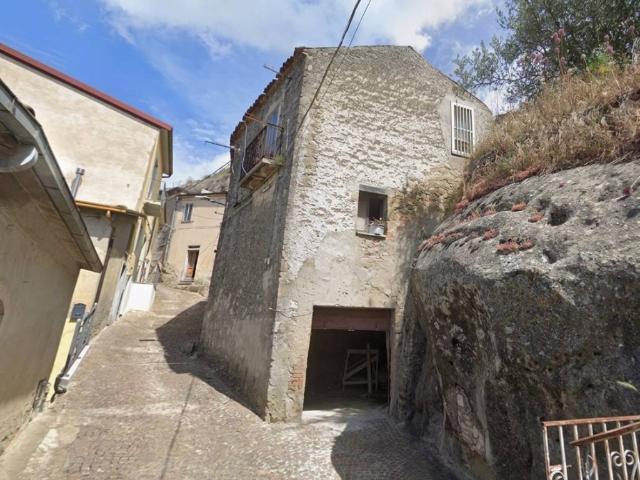 Villa Indipendente in vendita a San Giorgio La Molara, Campania