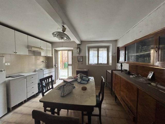 Villa Indipendente in vendita a San Giorgio Piacentino, Reggio Emilia