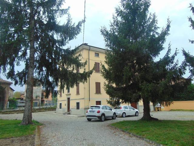 Villa Indipendente in vendita a Ponte Dell'olio, Reggio Emilia