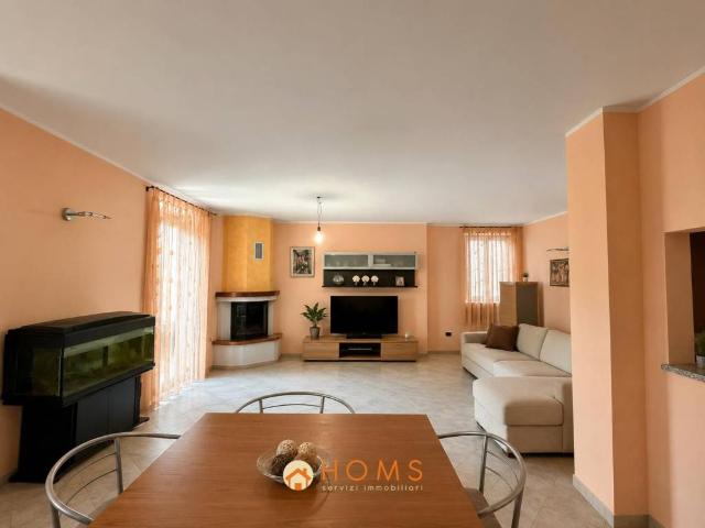 Villa Indipendente in vendita a Ronchi, San Giovanni Bianco