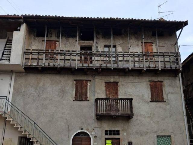 Villa Indipendente in vendita a Comunità Montana della Valle Brembana, San Giovanni Bianco