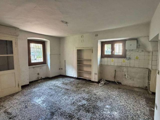 Villa Indipendente in vendita a Comunità Montana della Valle Brembana, San Giovanni Bianco