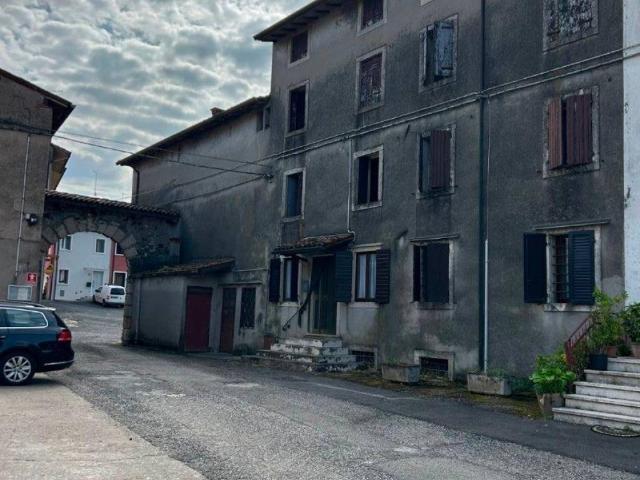 Villa Indipendente in vendita a Montecchia Di Crosara, Veneto