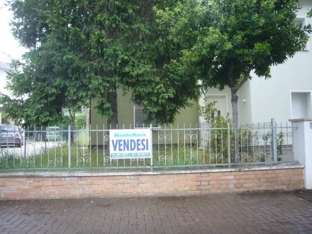 Villa Indipendente in vendita a San Giovanni In Marignano, Reggio Emilia