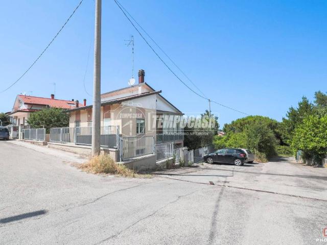 Villa Indipendente in vendita a Montalbano, San Giovanni In Marignano