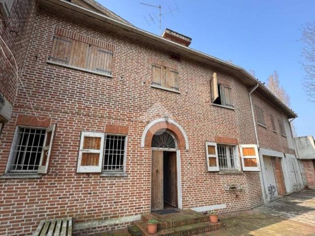 Villa Indipendente in vendita a Unione Terre d'Acqua, San Giovanni In Persiceto