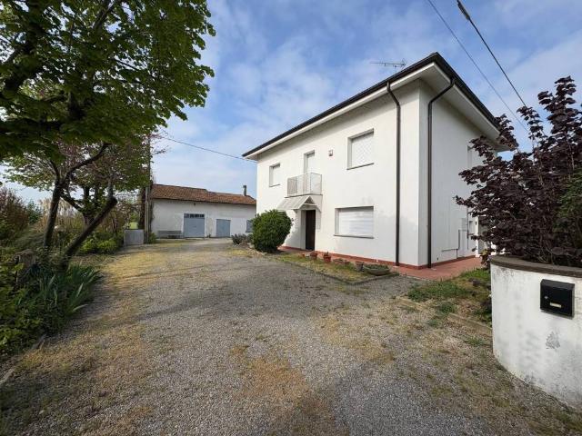 Villa Indipendente in vendita a Unione Terre d'Acqua, San Giovanni In Persiceto