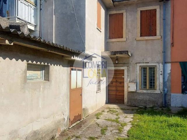 Villa Indipendente in vendita a San Giovanni Lupatoto, Veneto