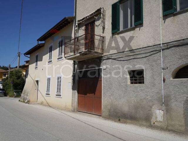 Villa Indipendente in vendita a Scanzano, Foligno