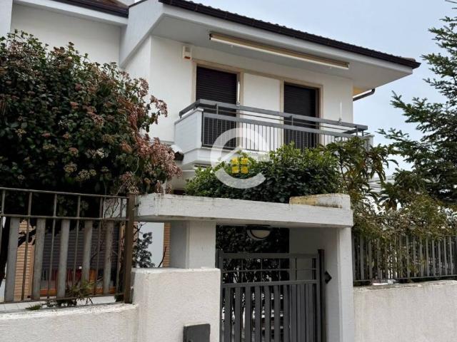 Villa Indipendente in vendita a Puglia, Foggia