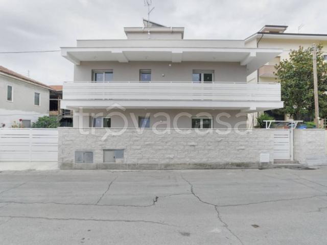 Villa Indipendente in vendita a San Giovanni Teatino, Abruzzo