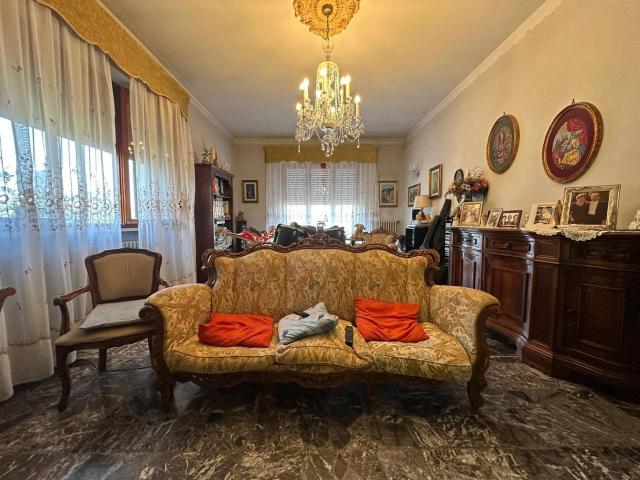 Villa Indipendente in vendita a San Giuliano Terme, Toscana