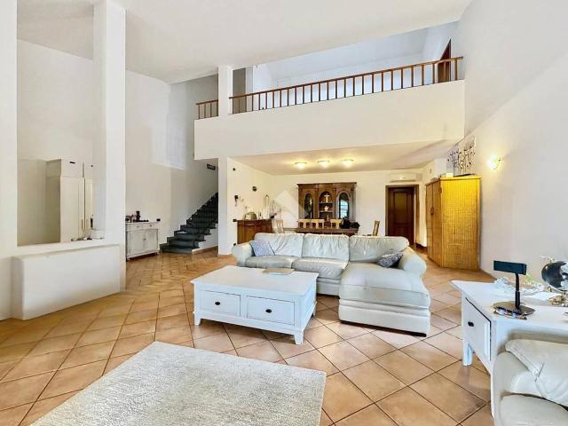 Villa Indipendente in vendita a San Giuliano Terme, Toscana