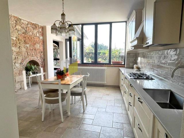 Villa Indipendente in vendita a San Giuliano Terme, Toscana