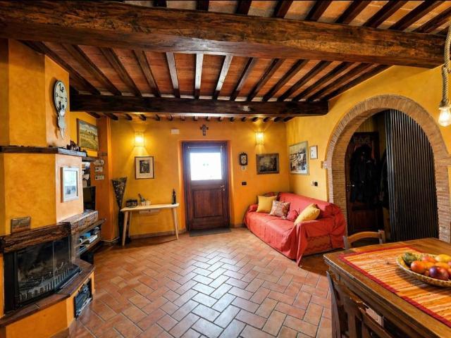 Villa Indipendente in vendita a San Giuliano Terme, Toscana
