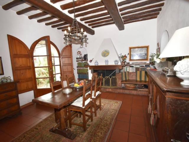 Rustico in vendita a San Giuliano Terme, Toscana