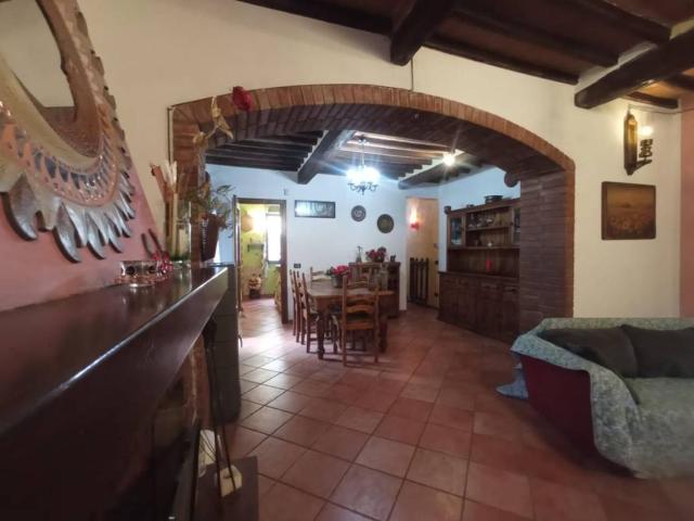 Villa Indipendente in vendita a San Giuliano Terme, Toscana