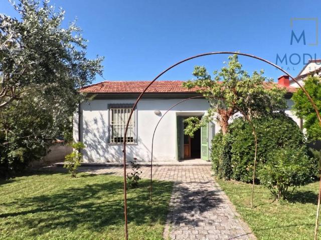 Villa Indipendente in vendita a Gello, San Giuliano Terme